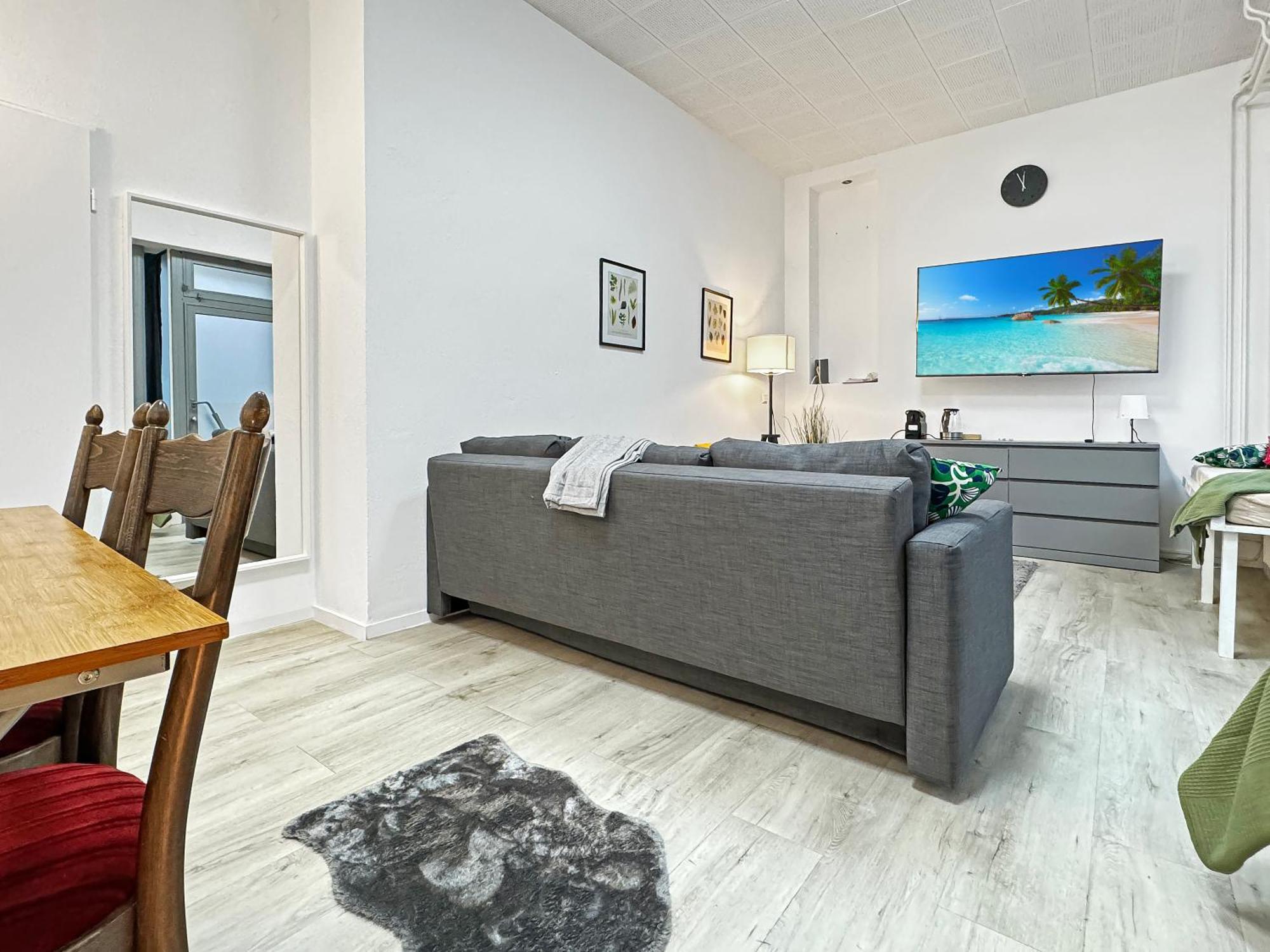 Apartment 2 Fuer 6 P, 15 Min Zum Flughafen